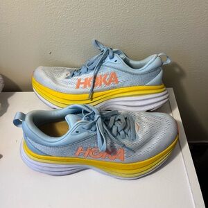 Hoka Bondi 8 Sneakers